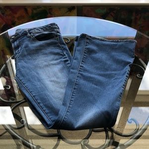 🌺Articles of Society flared Jeans